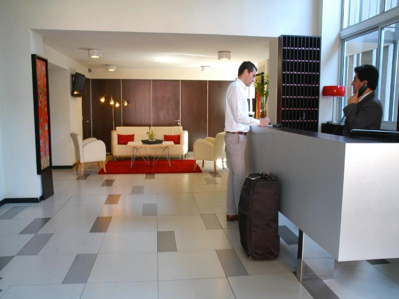 Hotel Gen Santiago Beltér fotó
